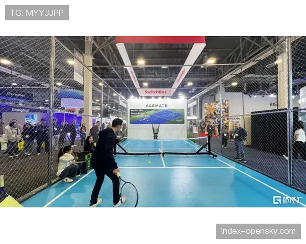 AI发球机器人亮相德国展会，可模拟顶尖选手球路